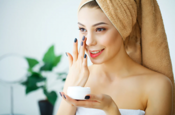 Choosing the Right Fatty Acids for Your Skincare Routine