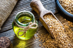 Flax Seed Oil Benefits: Nourishing and Healing Skin Care Essential