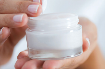 Retinol for Rosacea: Gentle Skincare That Actually Works Retinol for Rosacea: Gentle Skincare That Actually Works